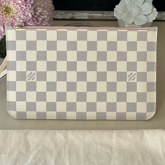 Louis Vuitton Damier Azur Neverfull Wristlet/Clutch - NWOT - Picture 10 of 10